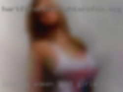 Looking women just girls for hookups lmao.